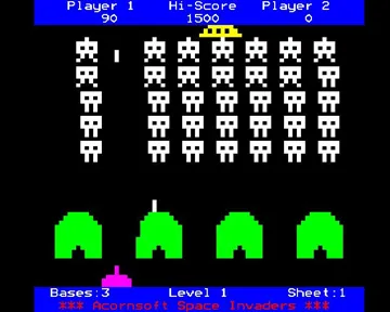 Space Invaders (1982)(Acornsoft)[h TSTH] screen shot game playing